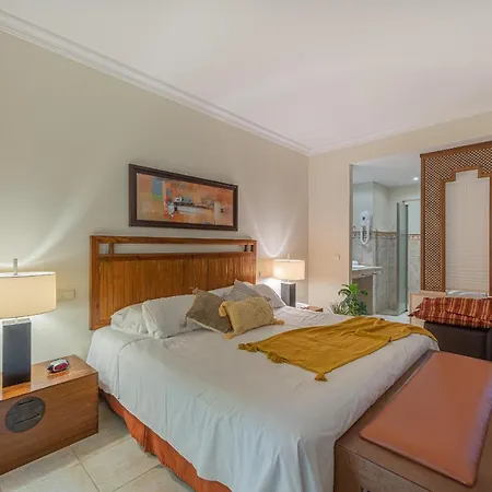 Mijas Costa, Near To Beach, Wyndham * Malaga