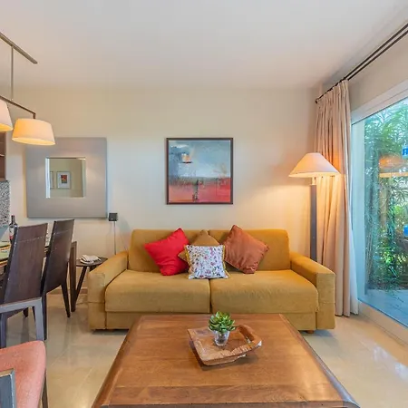 Mijas Costa, Near To Beach, Wyndham Apartment *